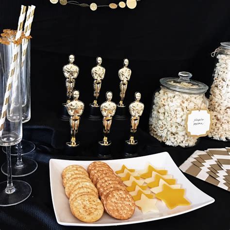 Seeing Stars Throw A Fabulous Hollywood Themed Oscar Watch Party Fab