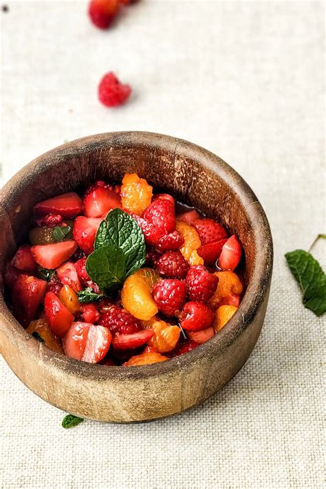 Berry Fruit Salad - The Frozen Biscuit