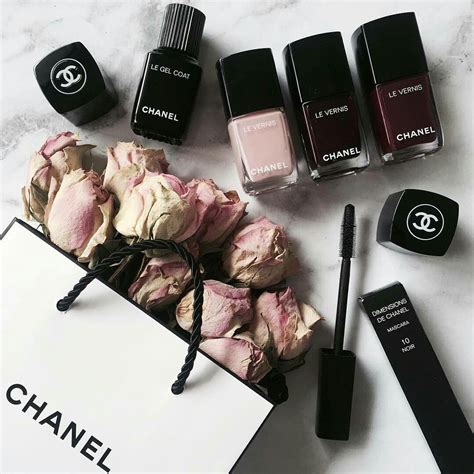 Pin By Maram On Makeup Chanel Beauty Chanel Makeup Aesthetic Makeup