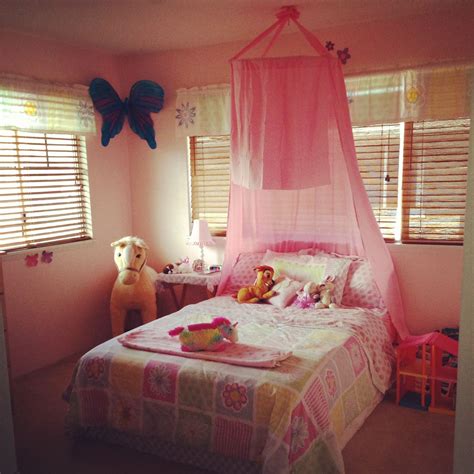 Diy No Sew Canopy Over My Daughters Bed Using A Hula Hoop Great Idea