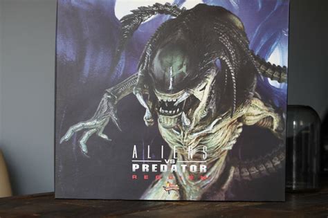 Hot Toys MMS55 1 6 Scale Fully Poseable Figure AVP R Predalien EBay