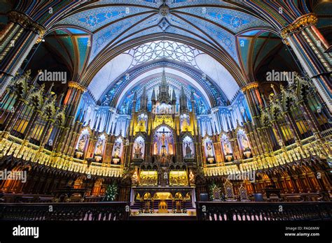 The interior of the Notre-Dame Basilica, Montreal, Quebec, Canada Stock ...