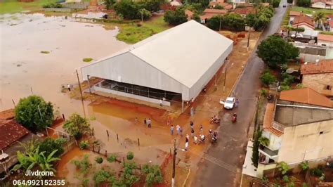 Veja As Imagens Ap S A Chuva Forte Em Pontalina Go E Rompimento De Uma