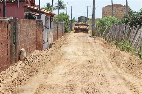 Prefeito Visita Obras De Pavimenta O Da Rua Do Gravat Em Baixa Grande