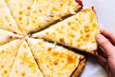 Low-Carb Pizza Crust Recipe: Quick & Healthy | 4 Ingredients