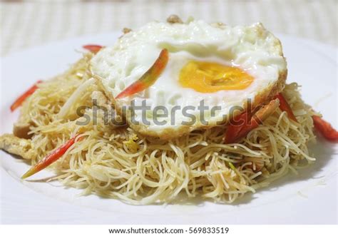 Singapore Style Fried Vermicelli Stock Photo Shutterstock