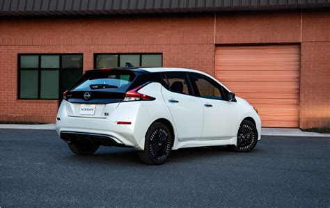 2025 Nissan LEAF: A Charge Forward into Electric Mobility (Starting at