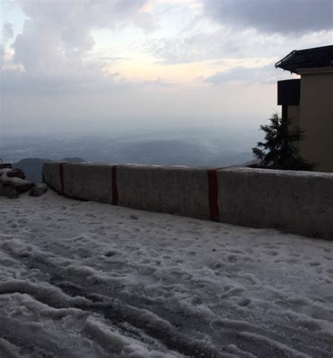 Snowfall In Mussoorie | Four Banyans Spirit & Nature Resort