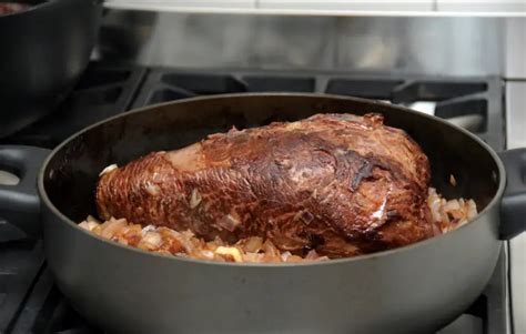 How To Cook A Bison Chuck Roast In A Crock Pot A Tender And Delicious Meal