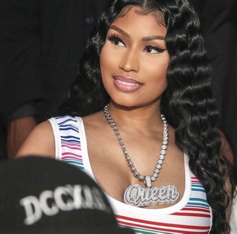 18+ Top Notch Nicki Minaj Curly Hairstyles