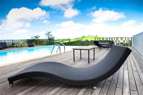 15 Interesting and Modern Outdoor Furniture Ideas | Founterior