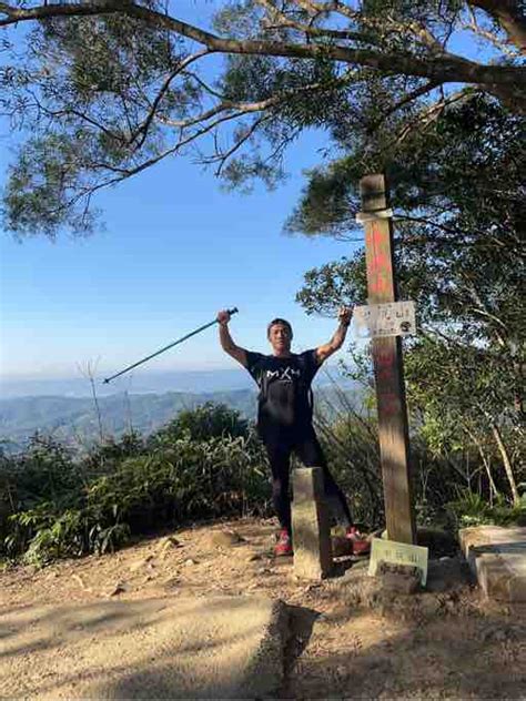 飛鳳山鍛鍊中 Hikingbook 陪你一起安全登山