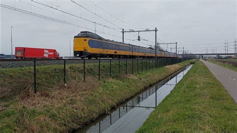 ICMm 4063 4059 Als Trein 1750 Enschede Den Haag Bij Zoetermeer