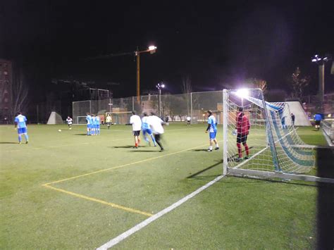 HSBC BANK Vs SANITAS 2 Futbol Empresas Flickr