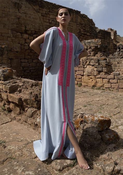 Pin By Couleurs Dorient On Kaftan Couleurs Dorient Moroccan