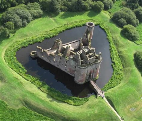 Caerlaverock Castle, South West Scotland : r/castles