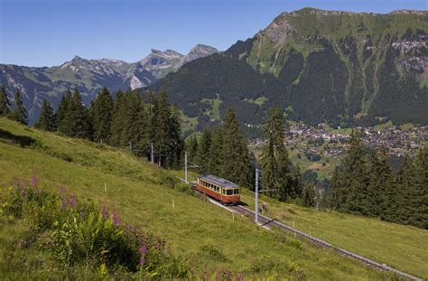 Be 4 4 22 der BLM zwischen Grütschalp und Winteregg