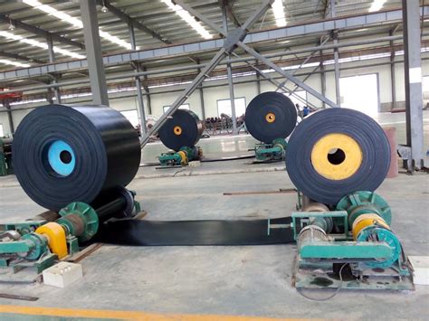 Din K Grade Flame Resistant Rubber Conveyor Belt For Coal Conveying