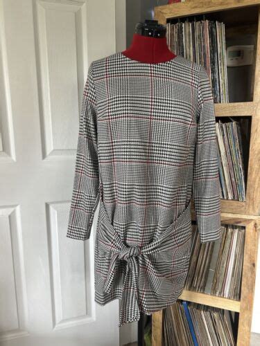 Zara Trafaluc Black White Red Houndstooth Check Knot Tie Front Dress