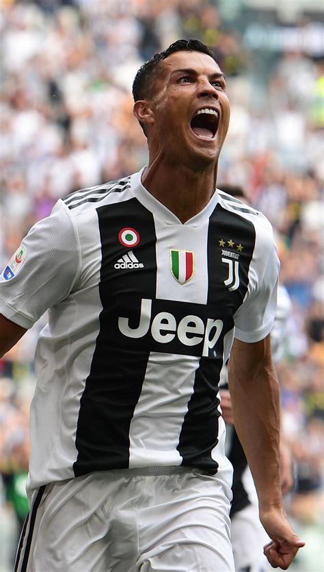 cristiano ronaldo cr juventus wallpaper  iphone  mobile phone id