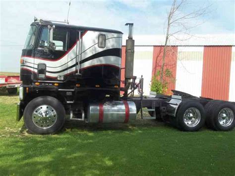 Ford Ctl Sleeper Semi Trucks