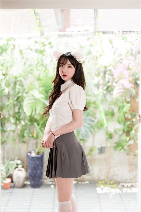 Ảnh Nude Gái Xinh Son Yeeun 손예은 SIDAM Vol 001 Bộ Sưu Tập Nghệ Thuật Đầy Cuốn Hút