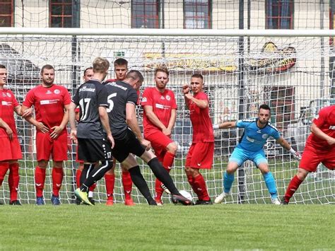 Eine besondere Premiere für den FC Saalfeld