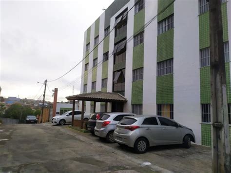 Apartamento Na Avenida Aliomar Baleeiro Mussurunga I Em Salvador Por