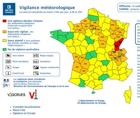 France floods: Red alert warnings issued as river levels rise - The Local