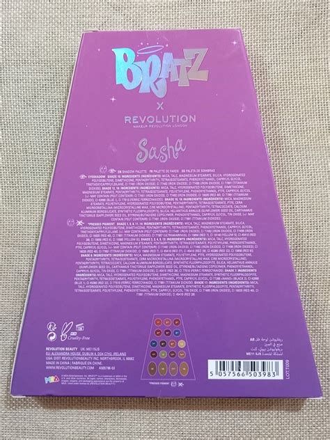 Make Up Revolution X Bratz Doll Eyeshadow Palette SASHA Beauty