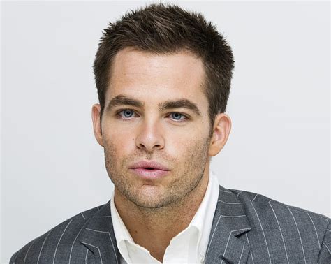 Chris Pine Wallpaper Iphone