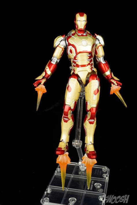 S.H. Figuarts Iron Man 3 Mark 42 Review | The Fwoosh