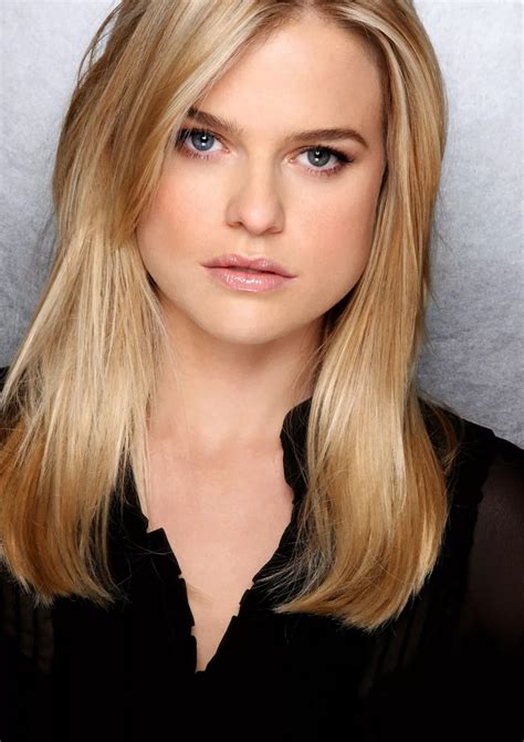 MOO TV Actress Alice Eve Ass Fappening Sauce