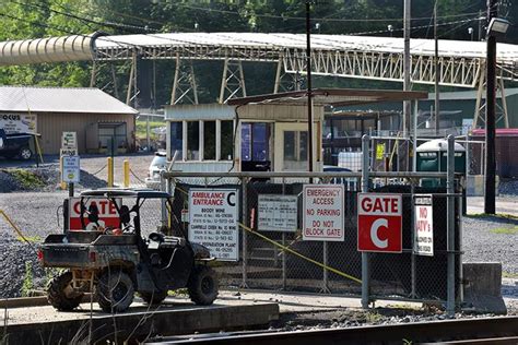 West Virginia Coal Mine Accident 2 Killed After Roof Falls Nbc News