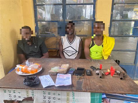 Police Arrest Three Notorious Criminals Recover Arms And Ammunition In