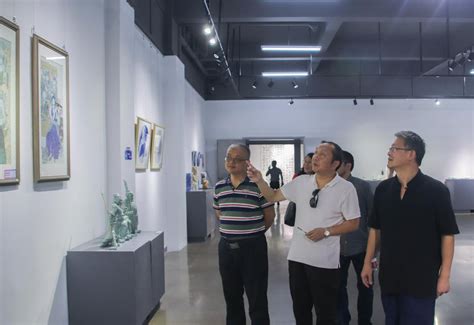 【聚焦一流专业建设】省教育厅“五个一百美育工程”专家组来校开展复核评估工作 景德镇陶瓷大学官方网站