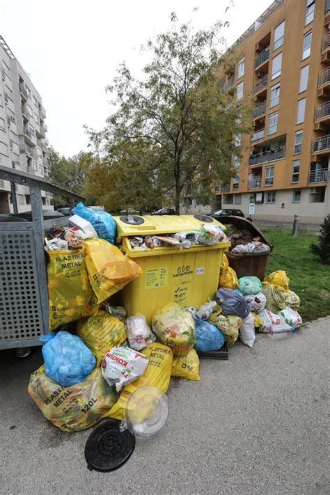 Toma Evi Ka E Da Je S Odvozom Otpada Sve U Redu Gradona Elni E