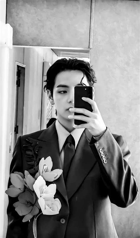 рубиновое вино.