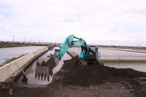 大雨造成台西魚塭土堤崩塌 雲縣府盼中央協助治理 地方 中央社 Cna