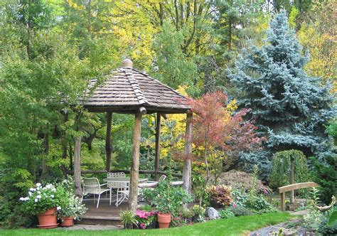 27 Garden Gazebo Design and Ideas – InspirationSeek.com