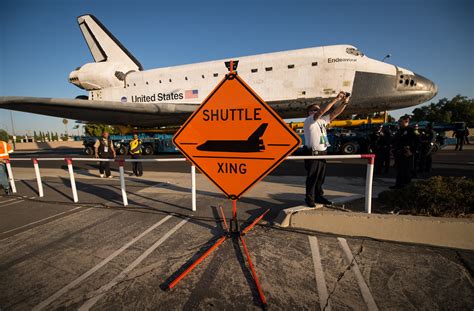 Space Shuttle Endeavour Move 201210130006hq The Space Sh Flickr