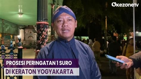 Ribuan Warga Ikuti Tradisi Mubeng Beteng Di Keraton Yogyakarta