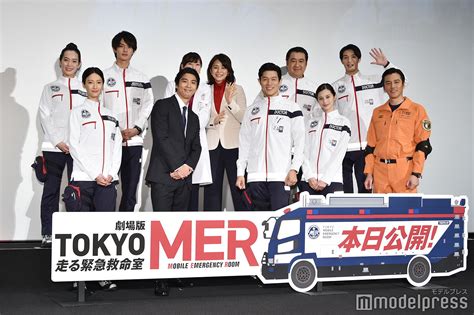 画像1 61 鈴木亮平・賀来賢人・中条あやみ・菜々緒ら「tokyo Mer」役衣装で集結 “クレーム”飛び交い「愚痴大会じゃないのよ