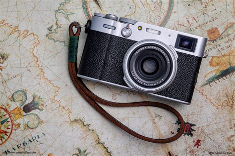 Review: Fujifilm X100V