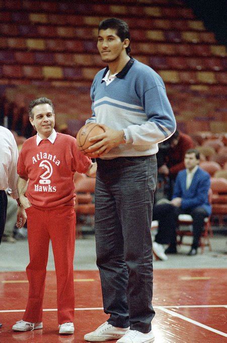 Meet tallest ever WWE star Jorge Gonzalez, the 7ft7 former NBA basketball star who had bizarre ...