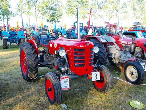 Foto ciągnik rolniczy Zetor 3011 Major 389480