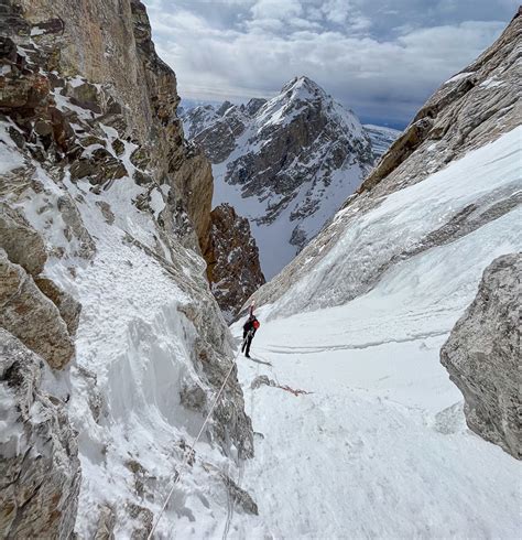 Rappelling On Skinny Ropes Part 2—tethers And Third Hands The High Route