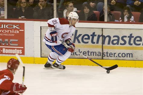 Christopher Higgins Stick Handling Editorial Image Image Of Sport