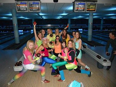 Top 10 Outfits for Cosmic Bowling so you will enjoy enjoy Cosmic Bowling thoroughlyToronto ...