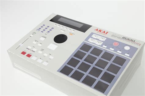 Akai MPC 2000 XL on Behance